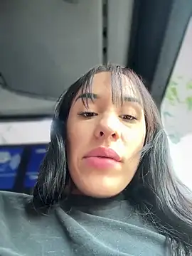 Snapshot of __IRIS__ chatting on 5, 2, 2025 IRIS online show from 5, 2, 2025