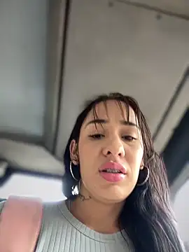 Snapshot of __IRIS__ chatting on 6, 2, 2025 IRIS online show from 6, 2, 2025