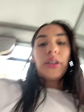 Snapshot of __IRIS__ chatting on 12, 3, 2025 IRIS online show from 12, 3, 2025