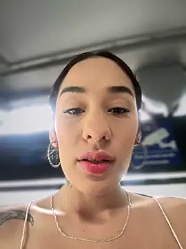 Snapshot of __IRIS__ chatting on 14, 3, 2025 IRIS online show from 14, 3, 2025