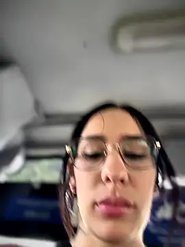 Snapshot of __IRIS__ chatting on 29, 9, 2025 IRIS online show from 29, 9, 2025