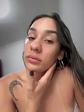 Snapshot of __IRIS__ chatting on 1, 10, 2025 IRIS online show from 1, 10, 2025