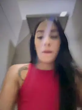 Snapshot of __IRIS__ chatting on 22, 4, 2026 IRIS online show from 22, 4, 2026