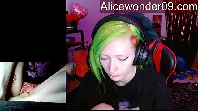 alicewonder09 online show from 19, 2, 2026