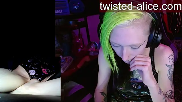 alicewonder09 online show from 4, 4, 2026