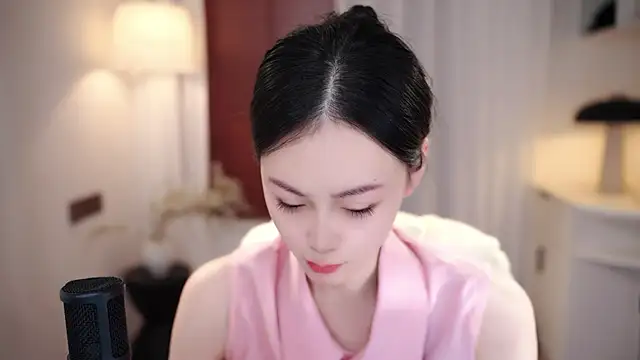 Ocean--Lili online show from 12, 9, 2025