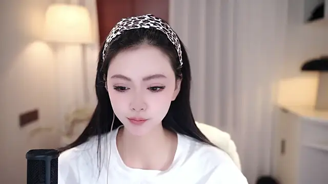 Ocean--Lili online show from 13, 9, 2025