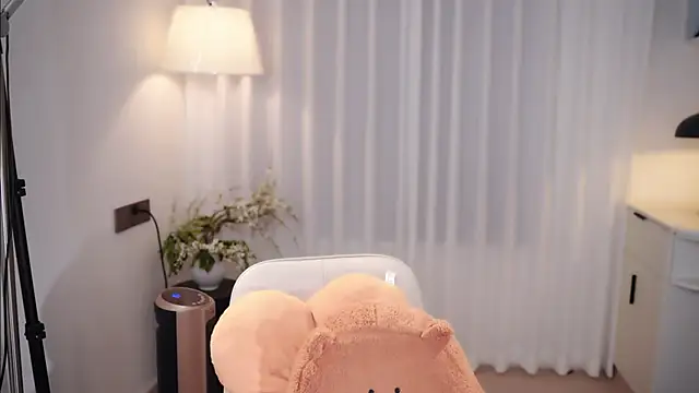 Ocean--Lili online show from 18, 11, 2025