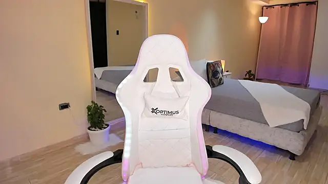 carleee winter online show from 24, 9, 2025