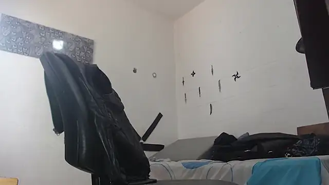 stripnolimits online show from 6, 3, 2025