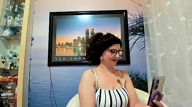 Snapshot of Mature4you44 chatting on 31, 1, 2025 Mature4you44 online show from 31, 1, 2025