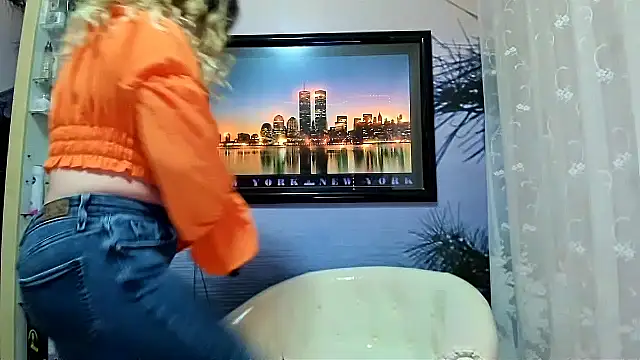 Snapshot of Mature4you44 chatting on 6, 2, 2025 Mature4you44 online show from 6, 2, 2025