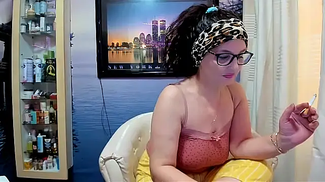 Snapshot of Mature4you44 chatting on 22, 3, 2025 Mature4you44 online show from 22, 3, 2025