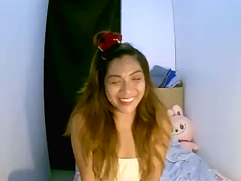 Snapshot of sweetvirginia01 chatting on 14, 6, 2026 sweetvirginia01 online show from 14, 6, 2026