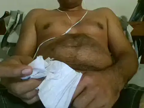 Snapshot of bbccol1 chatting on 11, 11, 2025 bbccol1 online show from 11, 11, 2025