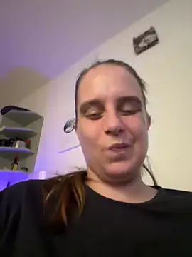 LadyChantale online show from 13, 4, 2026