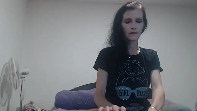 Snapshot of Bonny_Ella chatting on 15, 12, 2024 Bonny Ella online show from 15, 12, 2024
