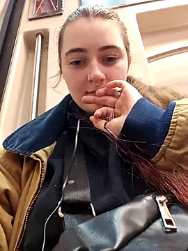 Snowbunnycake 131 online show from 20, 11, 2025