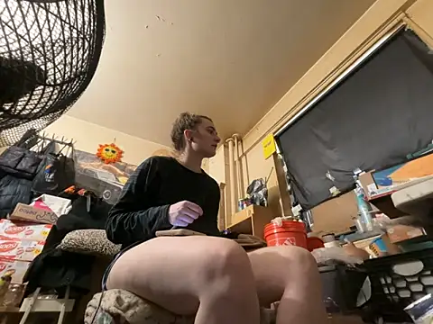 Snowbunnycake 131 online show from 5, 5, 2026