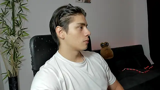 Giordano Russo online show from 12, 1, 2025