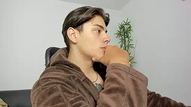 Giordano Russo online show from 19, 3, 2025