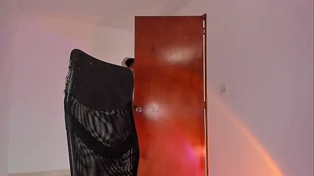 Giordano Russo online show from 6, 3, 2026