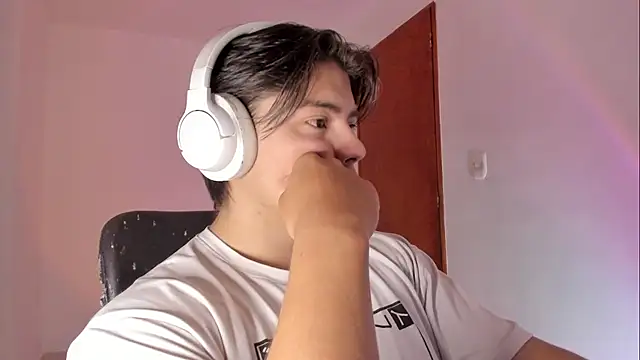 Giordano Russo online show from 11, 4, 2026