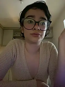  Lunnaa  online show from 6, 4, 2026