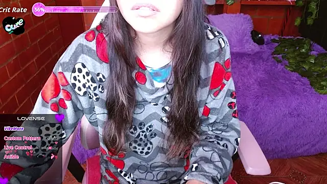 Snapshot of MidoriQuiinn chatting on 13, 9, 2025 MidoriQuiinn online show from 13, 9, 2025