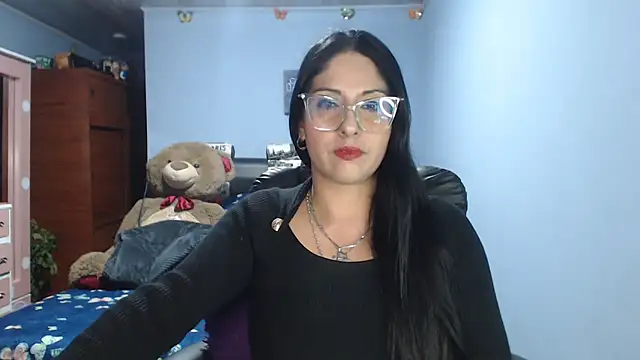 Snapshot of sahtlove1 chatting on 3, 3, 2026 sahtlove1 online show from 3, 3, 2026