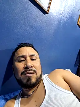 Snapshot of Eumanzor chatting on 26, 11, 2025 Eumanzor online show from 26, 11, 2025