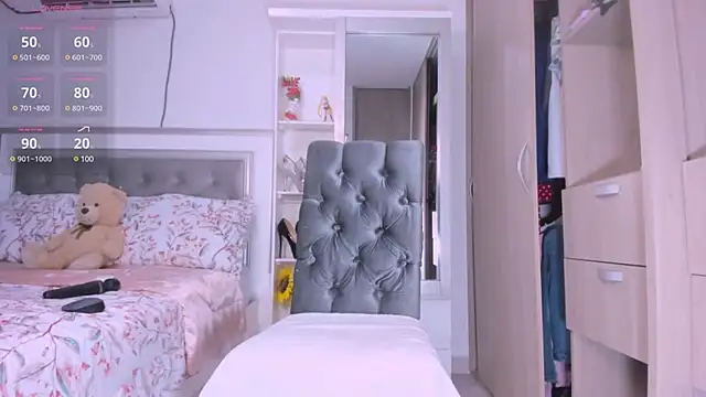 sharonDulce online show from 20, 2, 2025