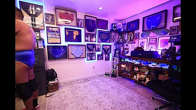 Briefs bud online show from 11, 2, 2025