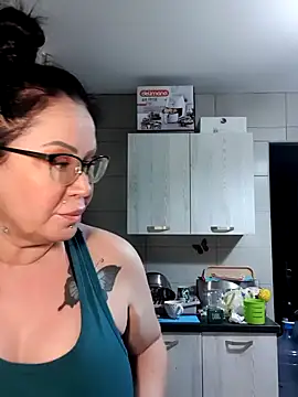 x  KHALEESI  x online show from 4, 12, 2024
