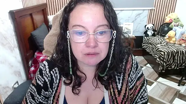 Sonialorens  online show from 21, 4, 2026