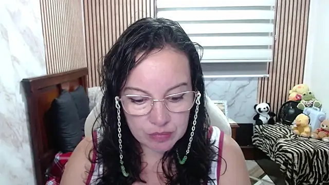 Snapshot of Sonialorens_ chatting on 30, 4, 2026 Sonialorens online show from 30, 4, 2026