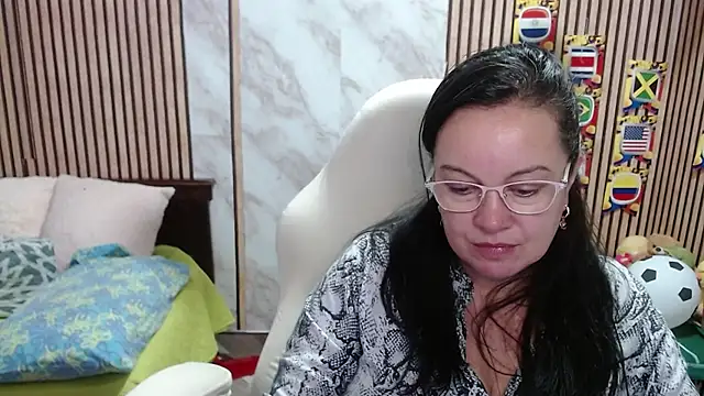 Snapshot of Sonialorens_ chatting on 21, 6, 2026 Sonialorens online show from 21, 6, 2026