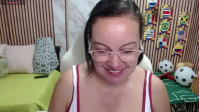 Snapshot of Sonialorens_ chatting on 29, 6, 2026 Sonialorens online show from 29, 6, 2026