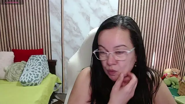 Snapshot of Sonialorens_ chatting on 21, 7, 2026 Sonialorens online show from 21, 7, 2026