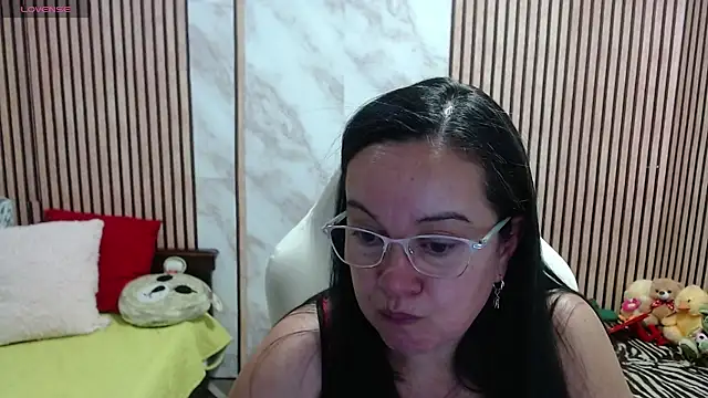 Snapshot of Sonialorens_ chatting on 24, 7, 2026 Sonialorens online show from 24, 7, 2026
