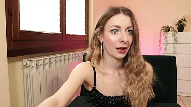 Luna Riva online show from 13, 3, 2025