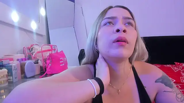 Byanca Winklar online show from 12, 12, 2024