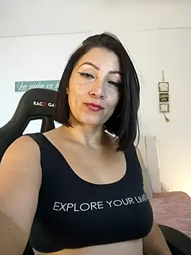 Snapshot of rikaking_ chatting on 25, 7, 2026 rikaking online show from 25, 7, 2026