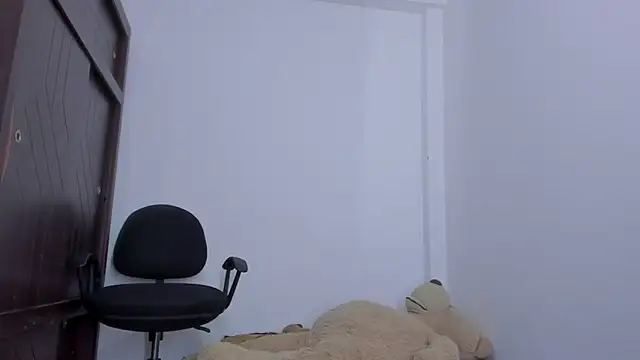 Emma lean online show from 25, 9, 2025