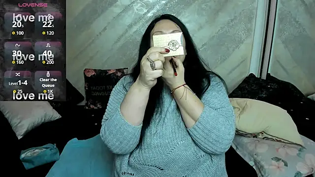 Snapshot of lady_lauren chatting on 4, 12, 2025 lady lauren online show from 4, 12, 2025