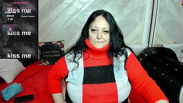 Snapshot of lady_lauren chatting on 15, 12, 2025 lady lauren online show from 15, 12, 2025