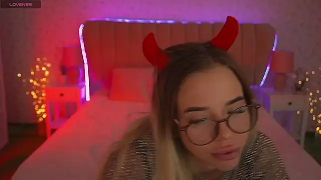 Sexy Ira online show from 9, 2, 2025