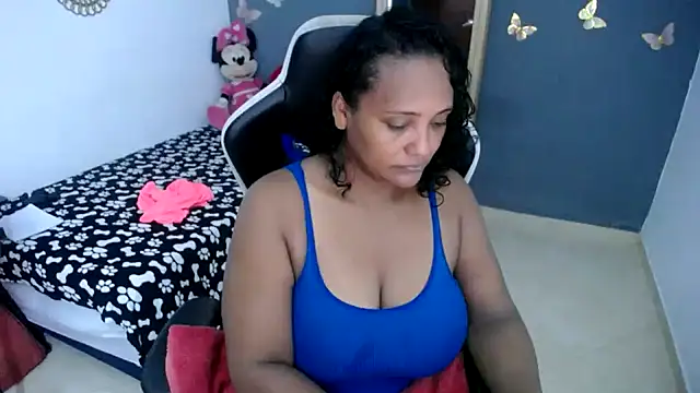 Snapshot of marysol83 chatting on 23, 7, 2026 marysol83 online show from 23, 7, 2026