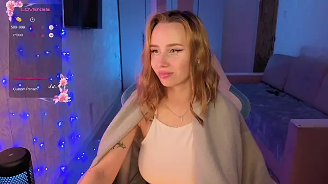 Snapshot of litlle_pie chatting on 3, 10, 2025 litlle pie online show from 3, 10, 2025