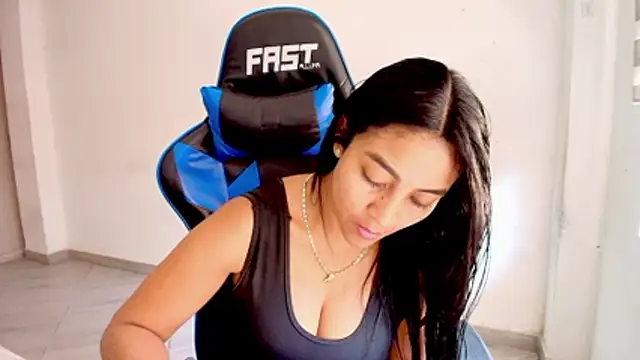 sophiax-x online show from 2, 3, 2026